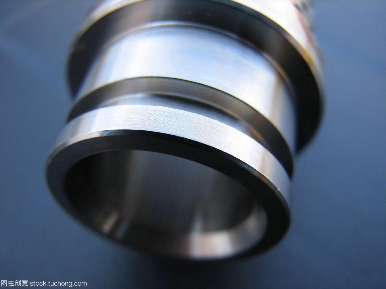 從轉(zhuǎn)動到網(wǎng)通 Panther金屬中的制造與連接藝術(shù)